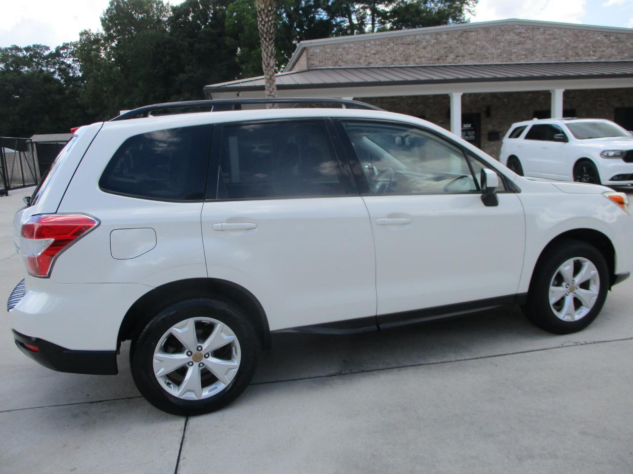 Subaru Forester 4dr CVT 2.5i Premium PZEV 2016