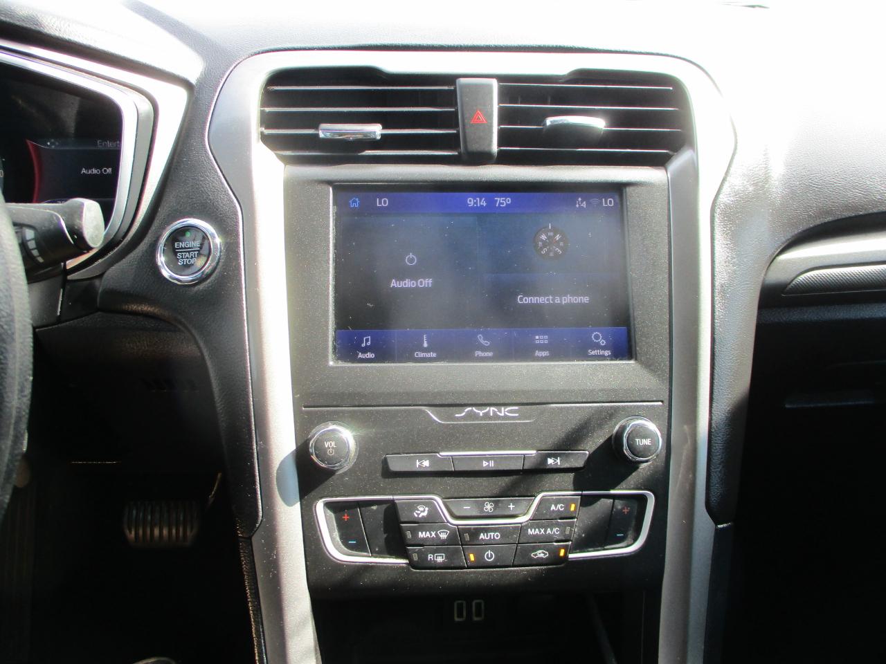 Ford Fusion SE FWD 2020