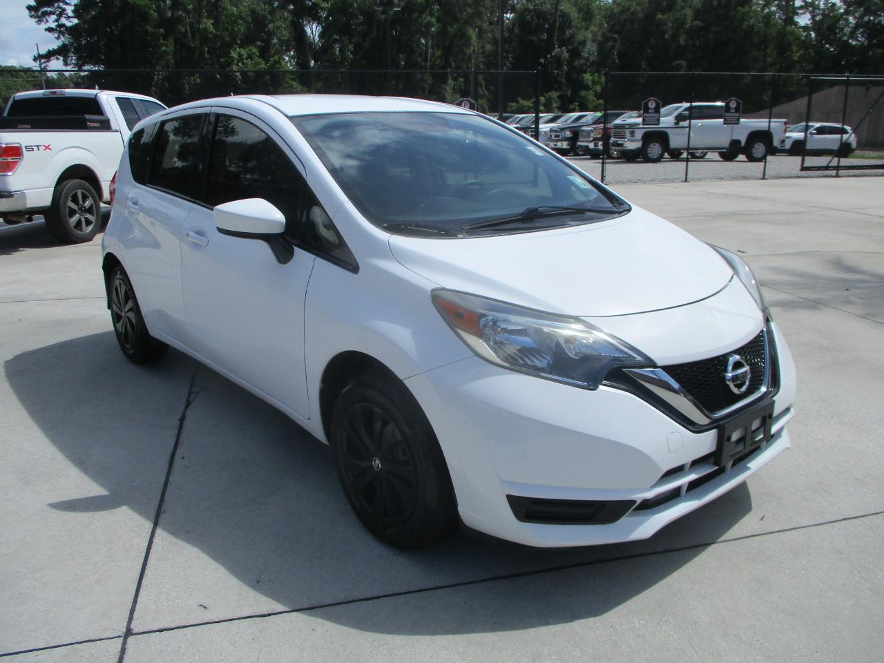 Nissan Versa Note S Plus CVT 2017