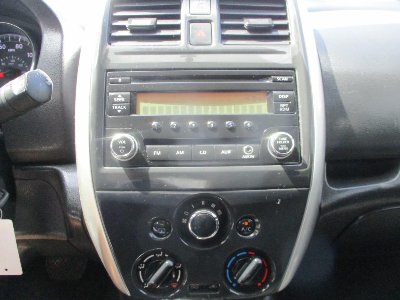 Nissan Versa Note S Plus CVT 2017