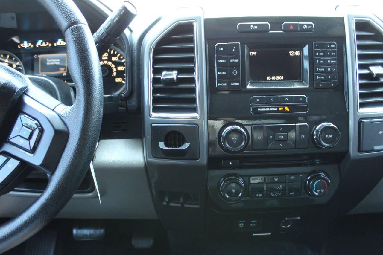 Ford F-150 2WD SuperCrew 157" XLT 2015