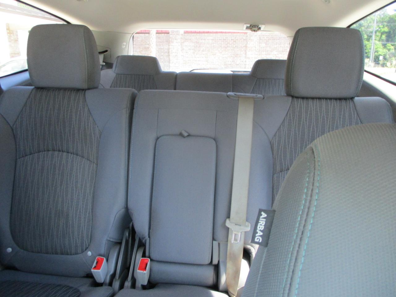 Chevrolet Traverse FWD 4dr LS 2015