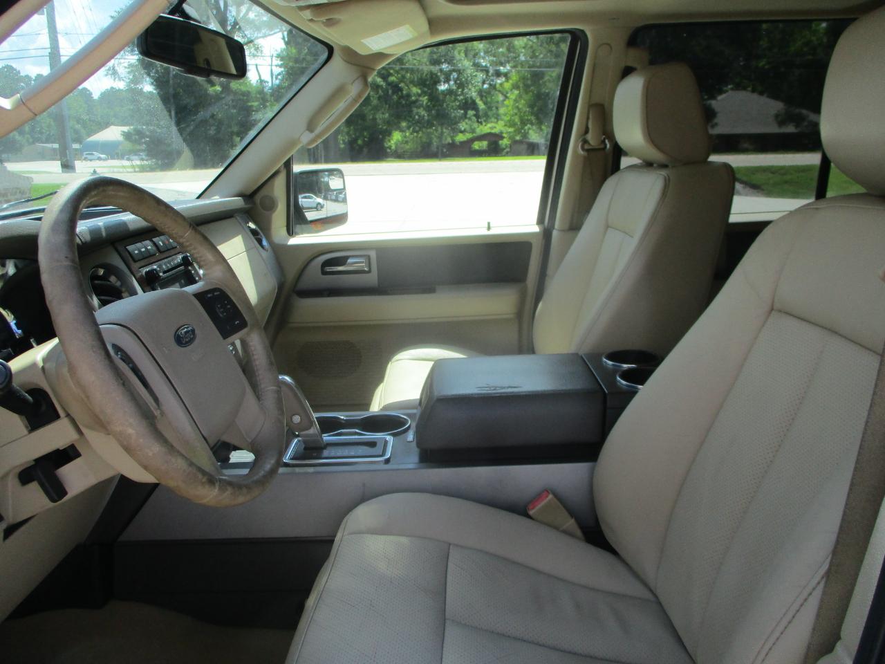 Ford Expedition 2WD 4dr XLT 2013