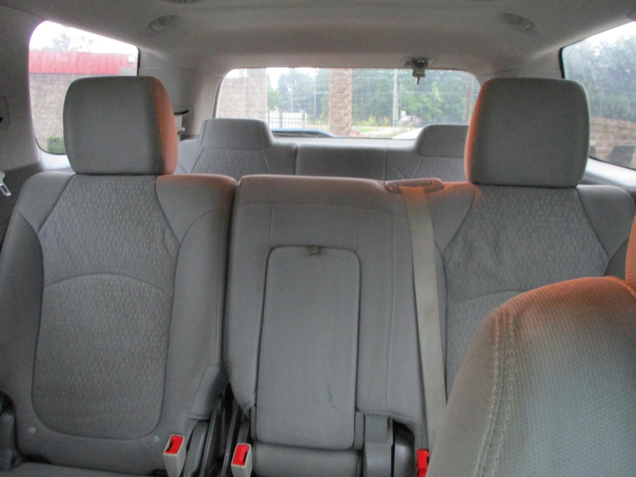 GMC Acadia FWD 4dr SLE w/SLE-1 2015