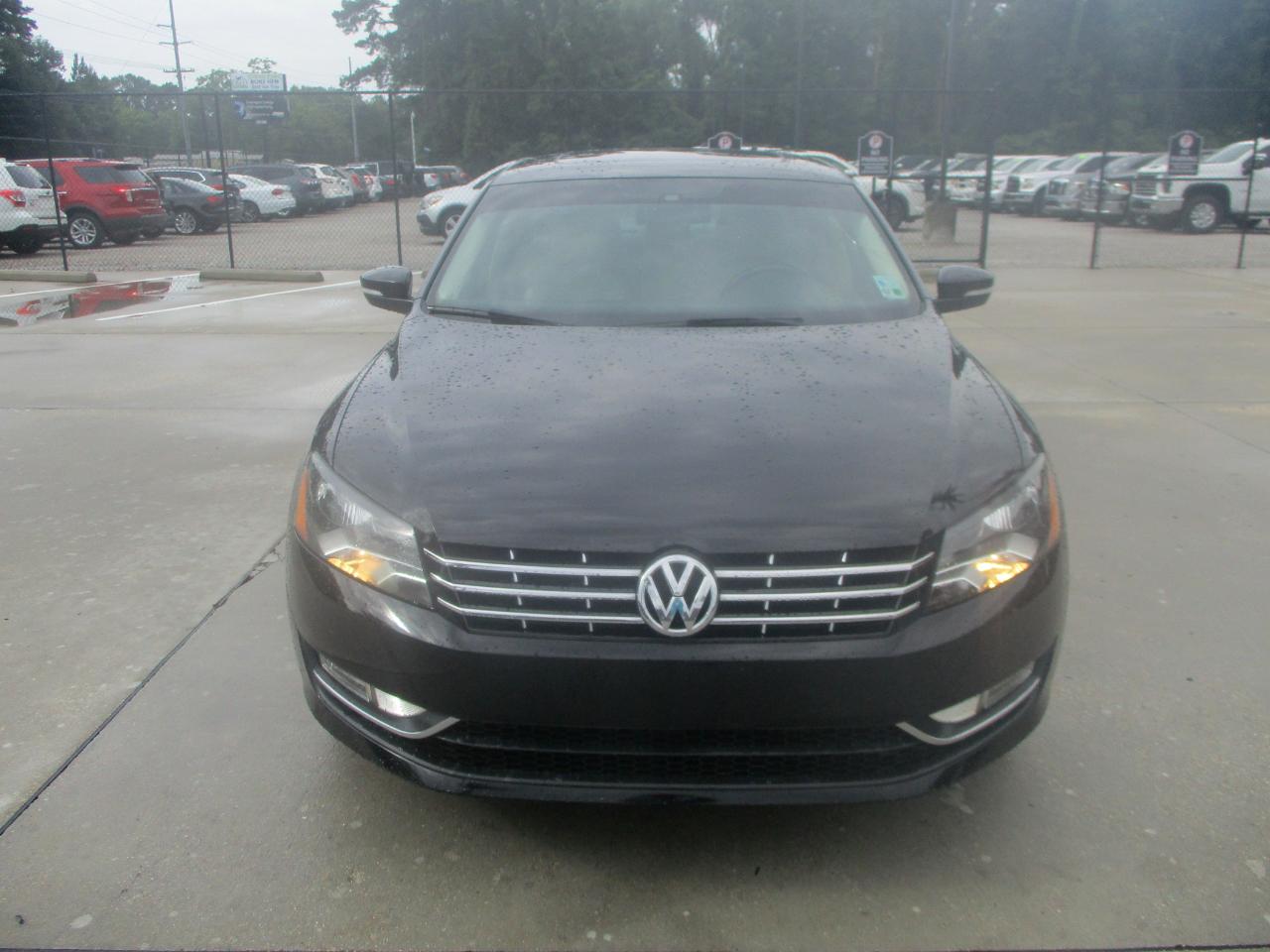 Volkswagen Passat 4dr Sdn 2.0L DSG TDI SEL Premium 2014