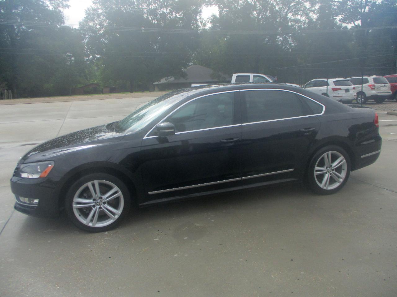 Volkswagen Passat 4dr Sdn 2.0L DSG TDI SEL Premium 2014