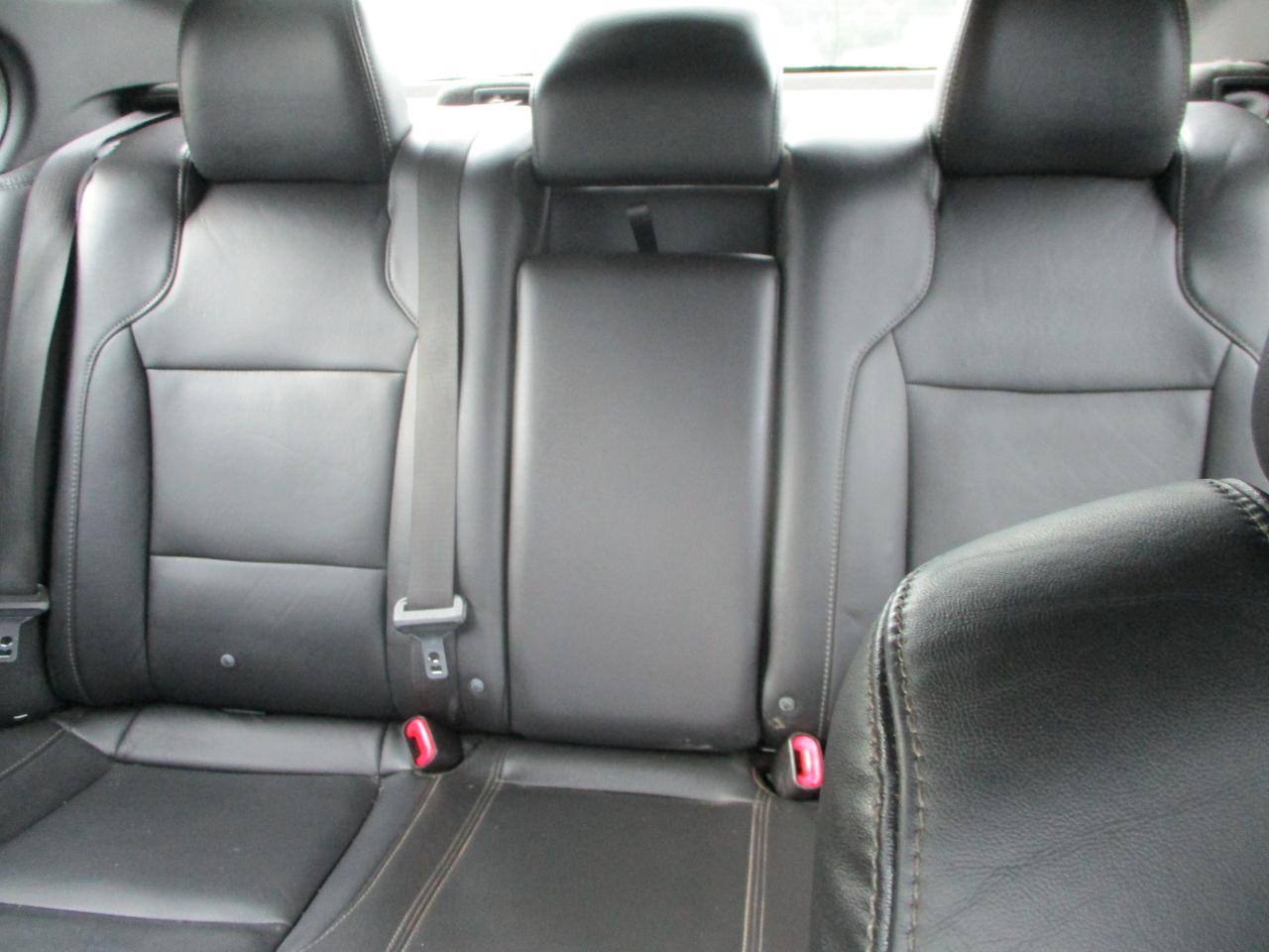 Ford Taurus 4dr Sdn SEL FWD 2013