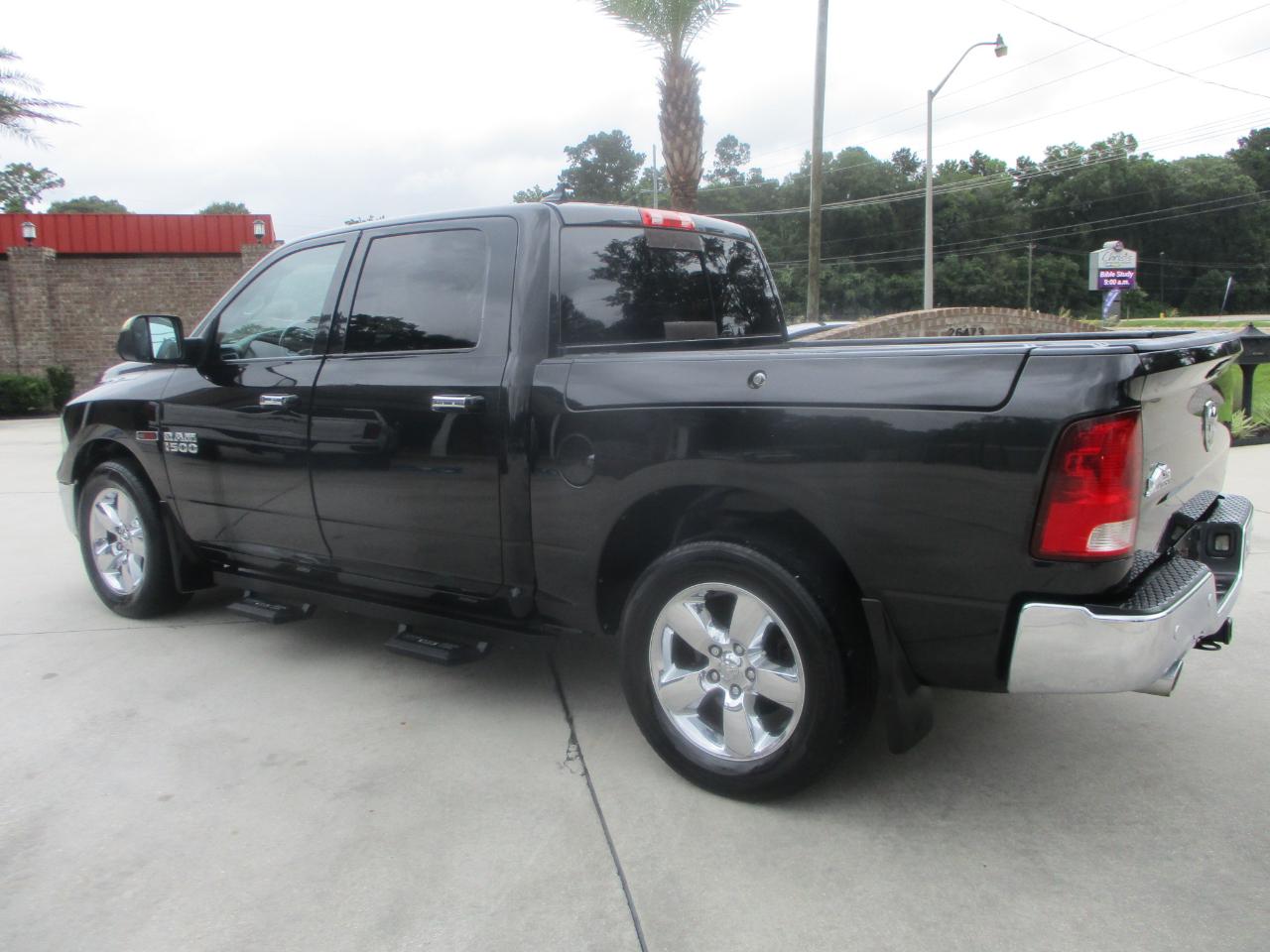 RAM 1500 2WD Crew Cab 140.5" Big Horn 2015