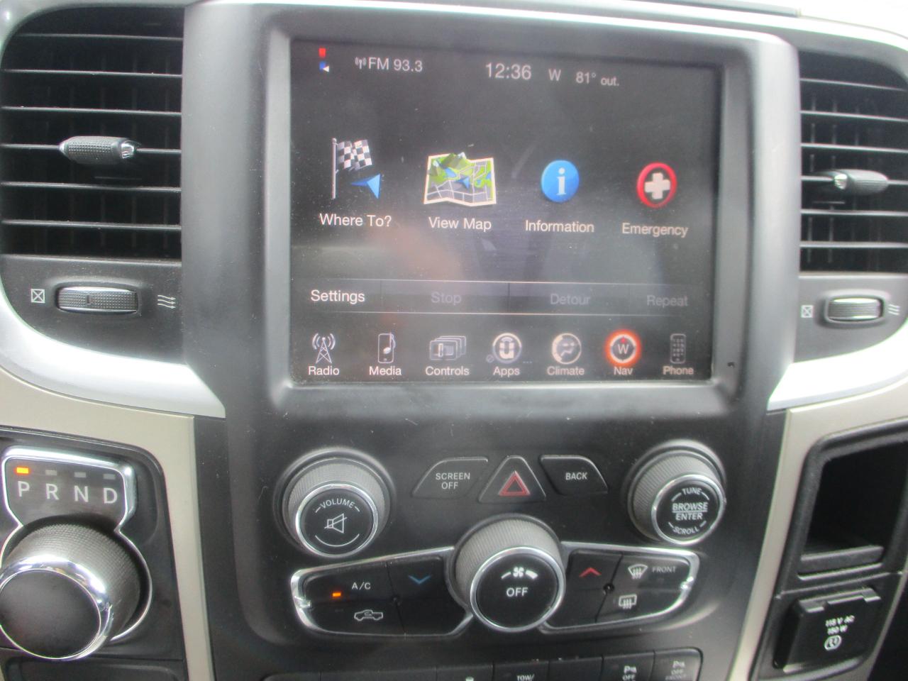 RAM 1500 2WD Crew Cab 140.5" Big Horn 2015