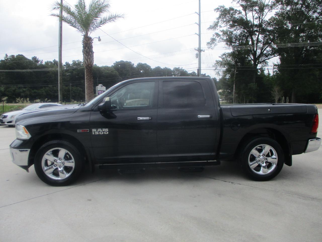 RAM 1500 2WD Crew Cab 140.5" Big Horn 2015