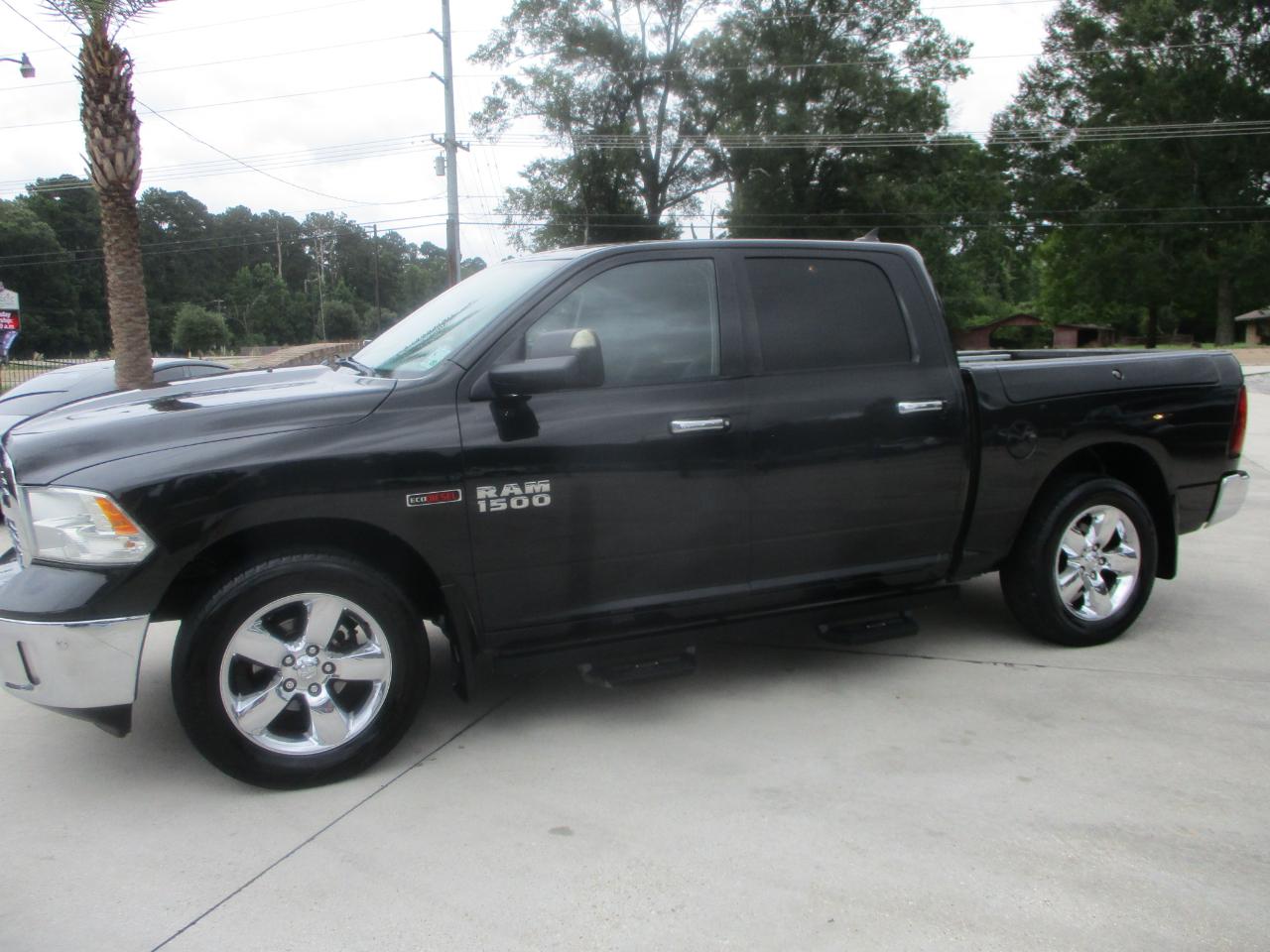RAM 1500 2WD Crew Cab 140.5" Big Horn 2015