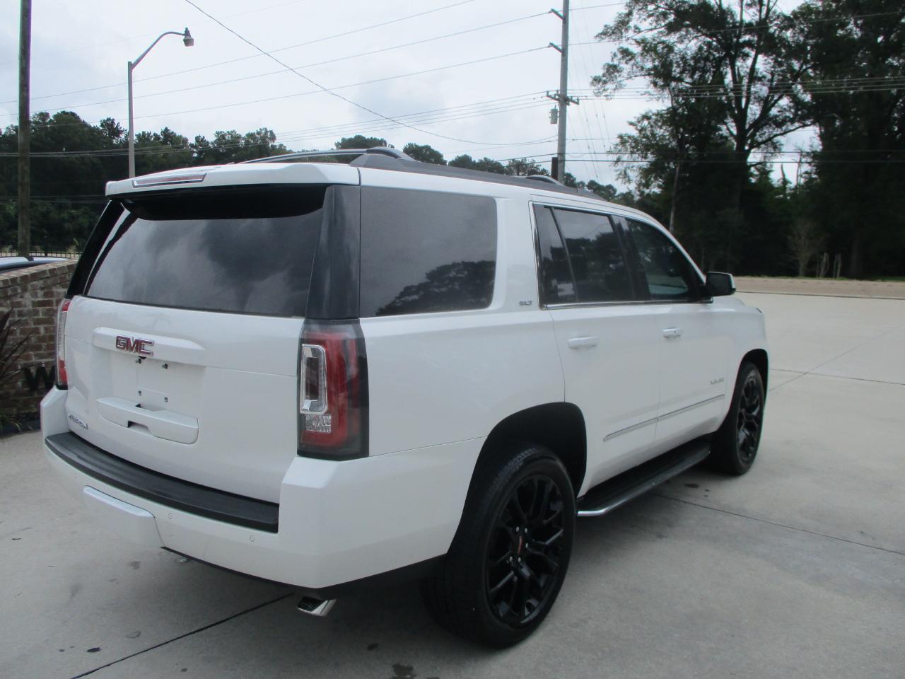 GMC Yukon 2WD 4dr SLT 2020