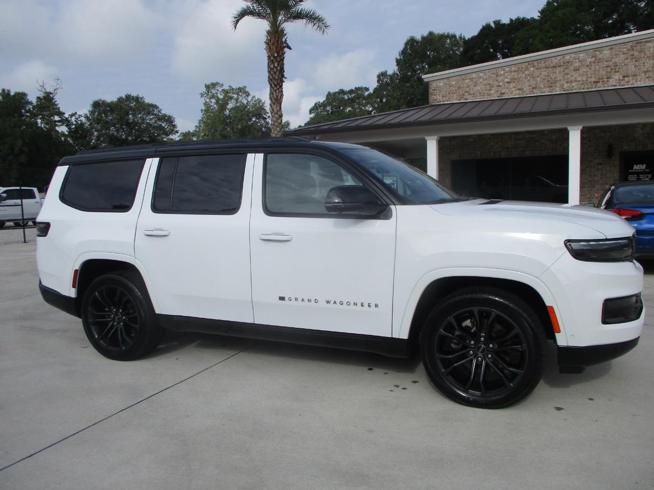 Jeep Grand Wagoneer  2024