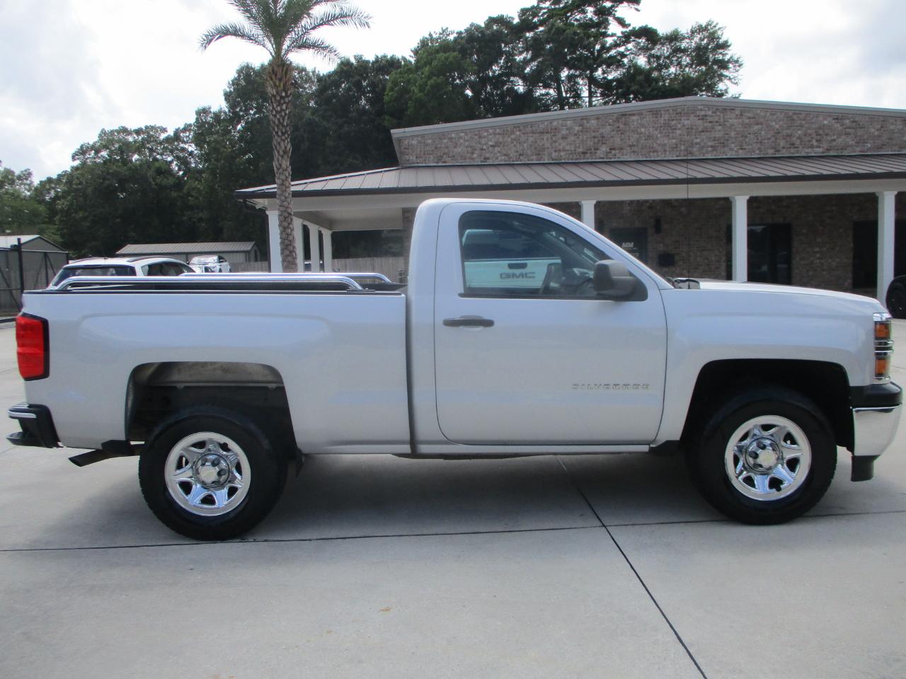 Chevrolet Silverado 1500 2WD Reg Cab 119.0" Work Truck w/2WT 2014