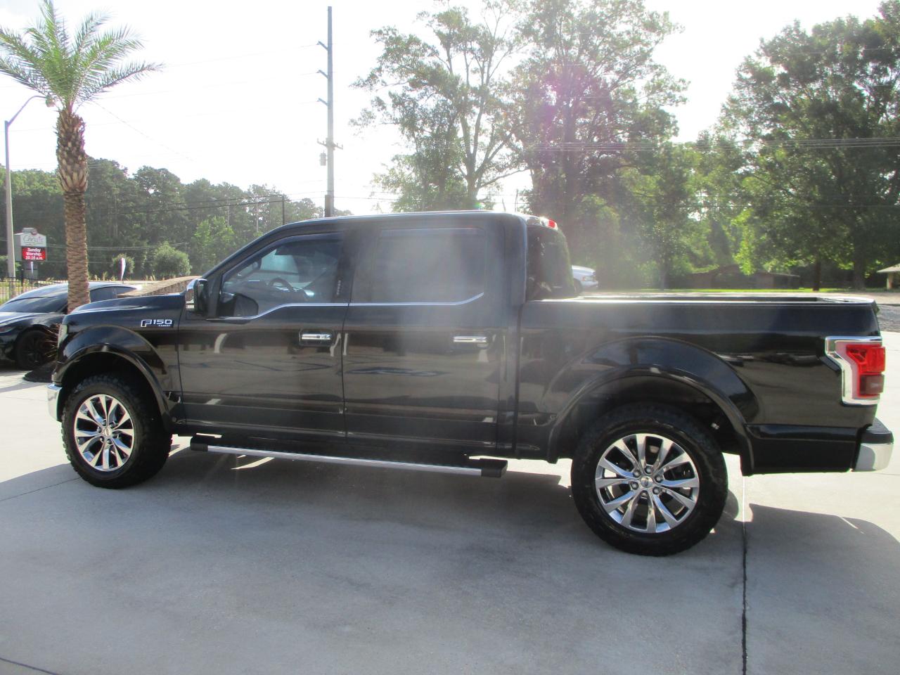 Ford F-150 2WD SuperCrew 157" Lariat 2016