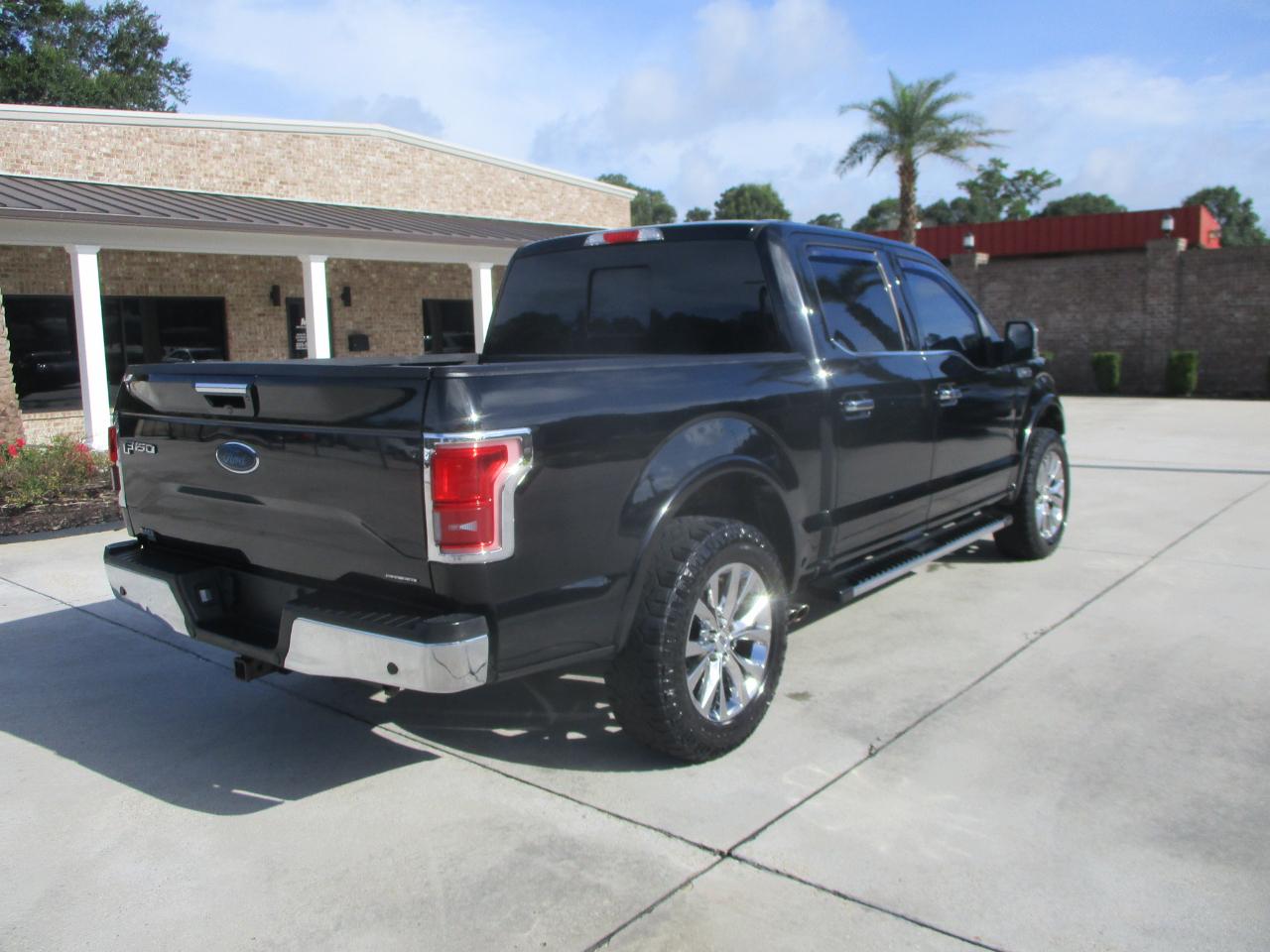 Ford F-150 2WD SuperCrew 157" Lariat 2016