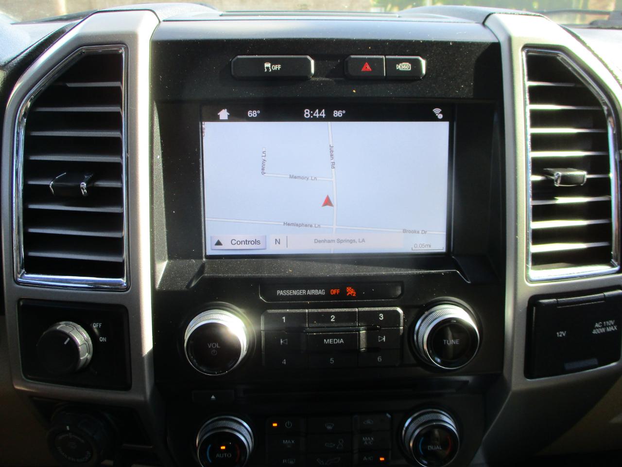 Ford F-150 2WD SuperCrew 157" Lariat 2016