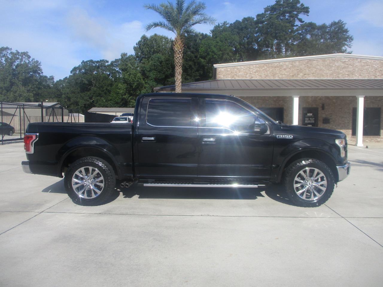 Ford F-150 2WD SuperCrew 157" Lariat 2016