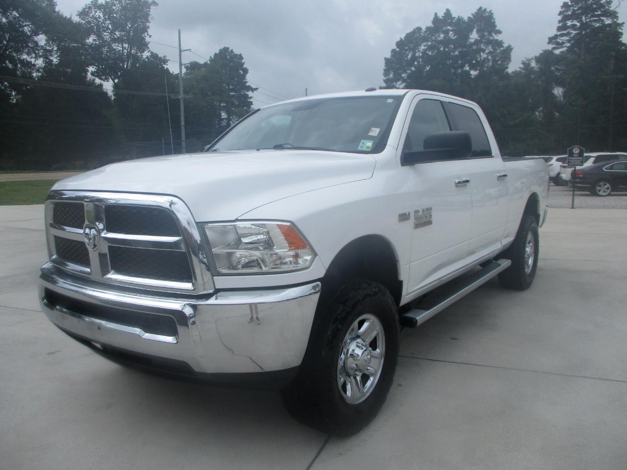 RAM 2500 SLT 4x4 Crew Cab 6'4" Box 2017