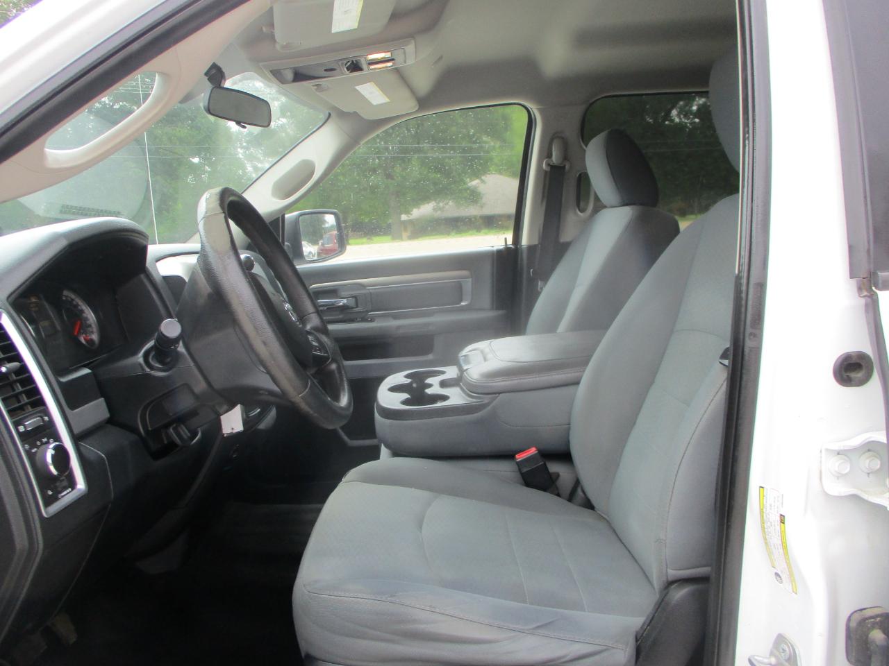 RAM 2500 SLT 4x4 Crew Cab 6'4" Box 2017