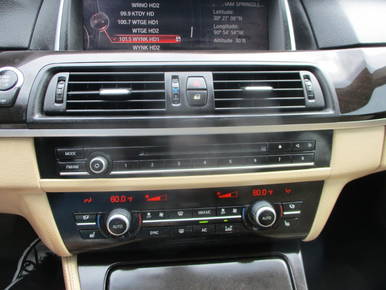 BMW 5 Series 4dr Sdn 528i xDrive AWD 2016