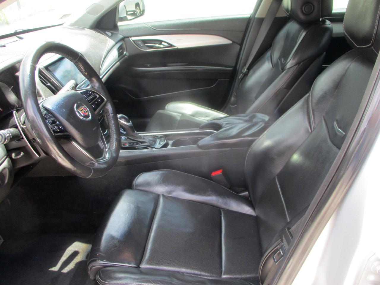 Cadillac ATS 4dr Sdn 2.0L Performance RWD 2013