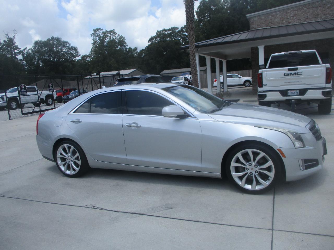 Cadillac ATS 4dr Sdn 2.0L Performance RWD 2013