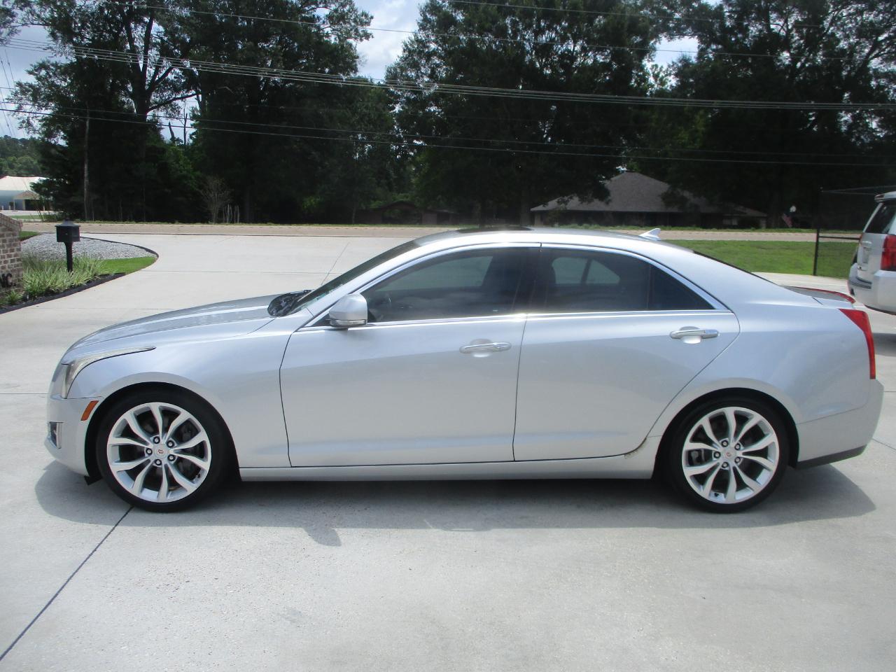 Cadillac ATS 4dr Sdn 2.0L Performance RWD 2013
