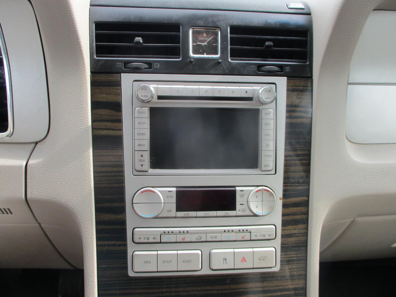 Lincoln Navigator 2WD 4dr 2009