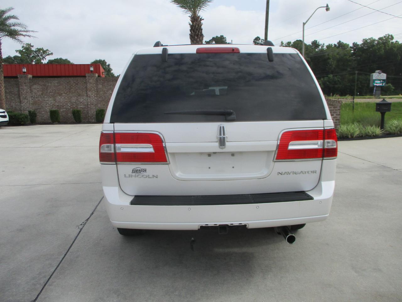 Lincoln Navigator 2WD 4dr 2009
