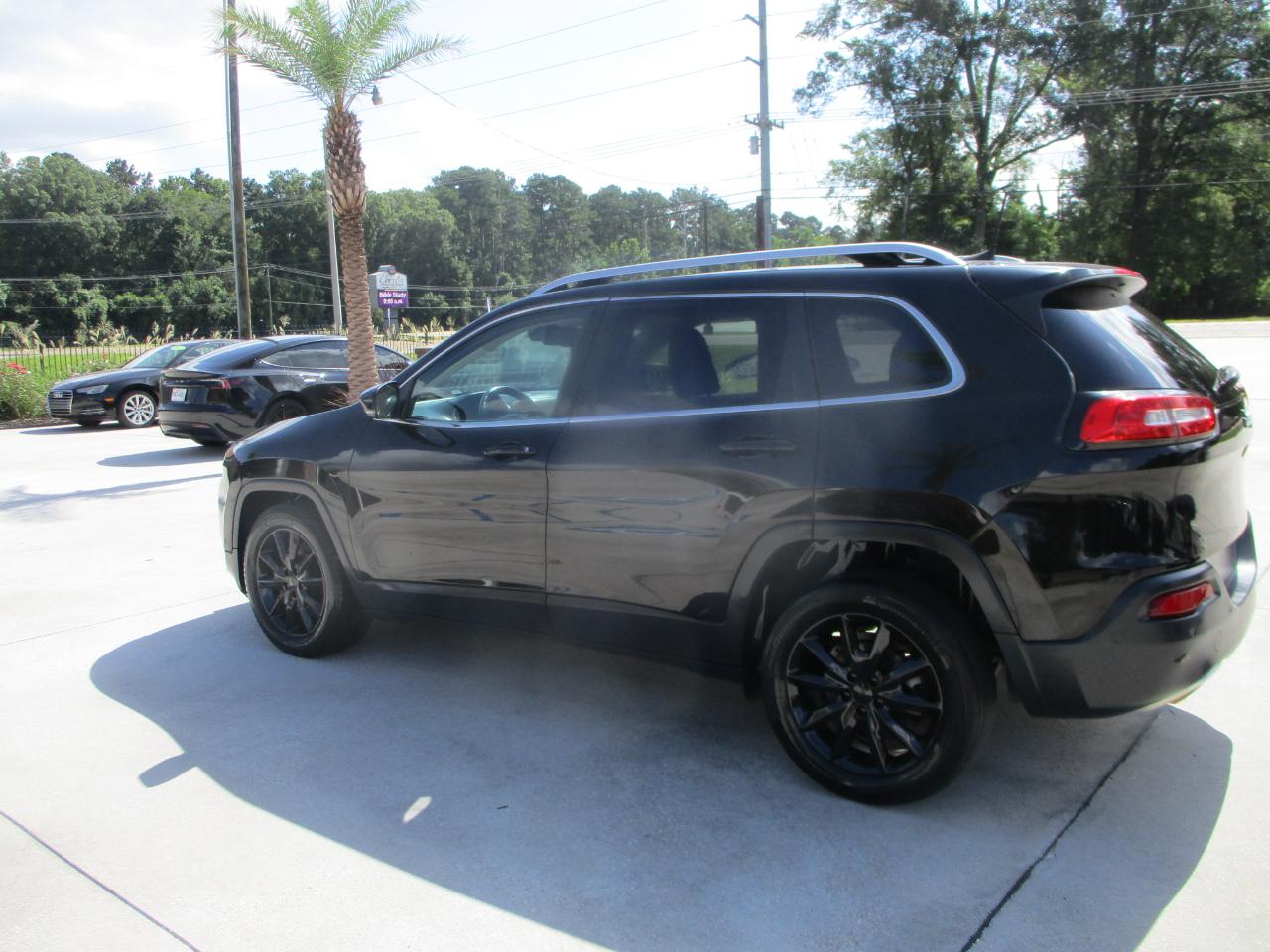 Jeep Cherokee Limited FWD 2017