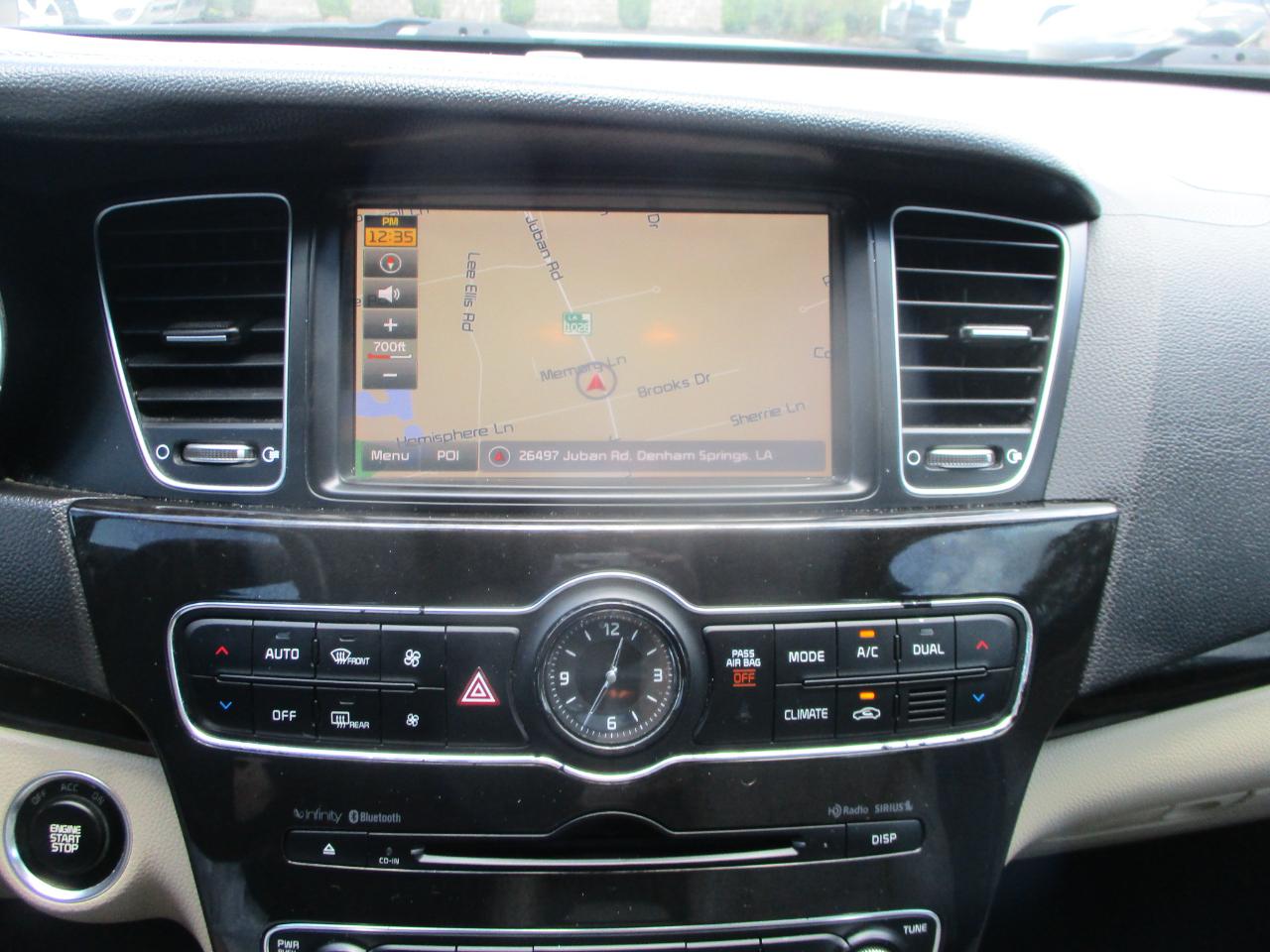 Kia Cadenza 4dr Sdn Premium 2015