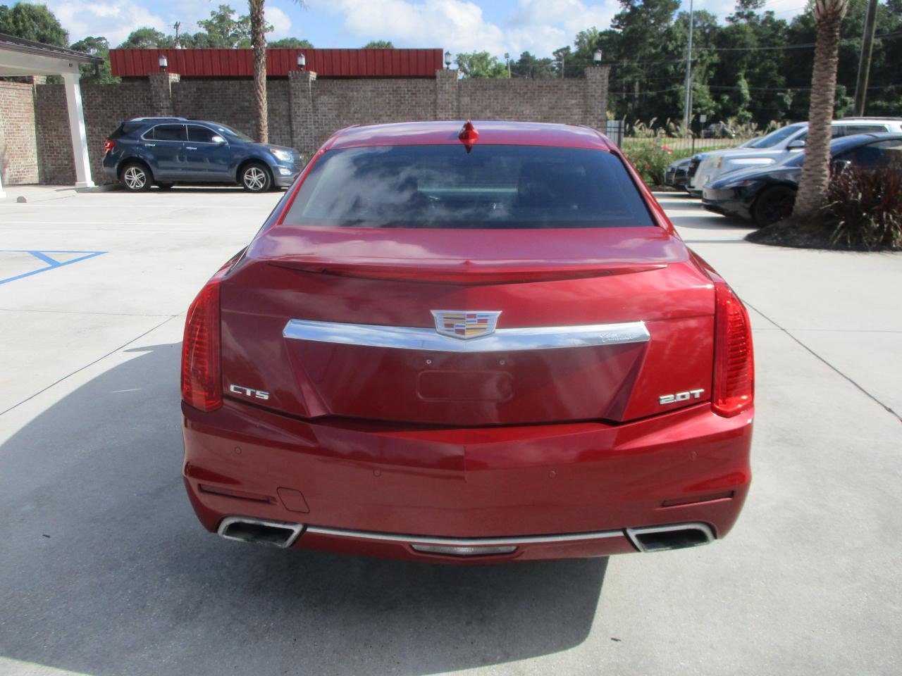 Cadillac CTS Sedan 4dr Sdn 2.0L Turbo Luxury RWD 2015