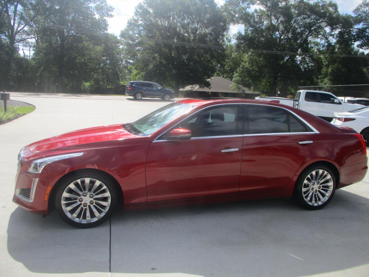 Cadillac CTS Sedan 4dr Sdn 2.0L Turbo Luxury RWD 2015