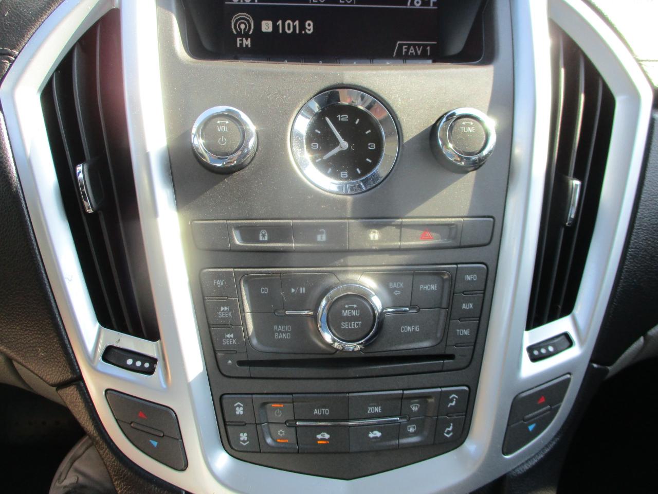 Cadillac SRX FWD 4dr Base 2011