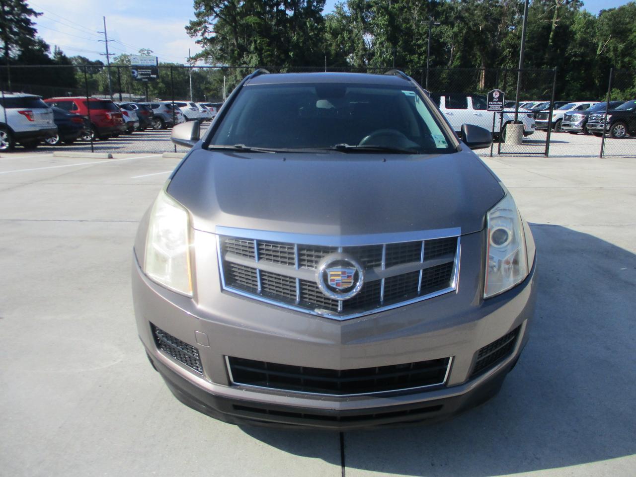 Cadillac SRX FWD 4dr Base 2011