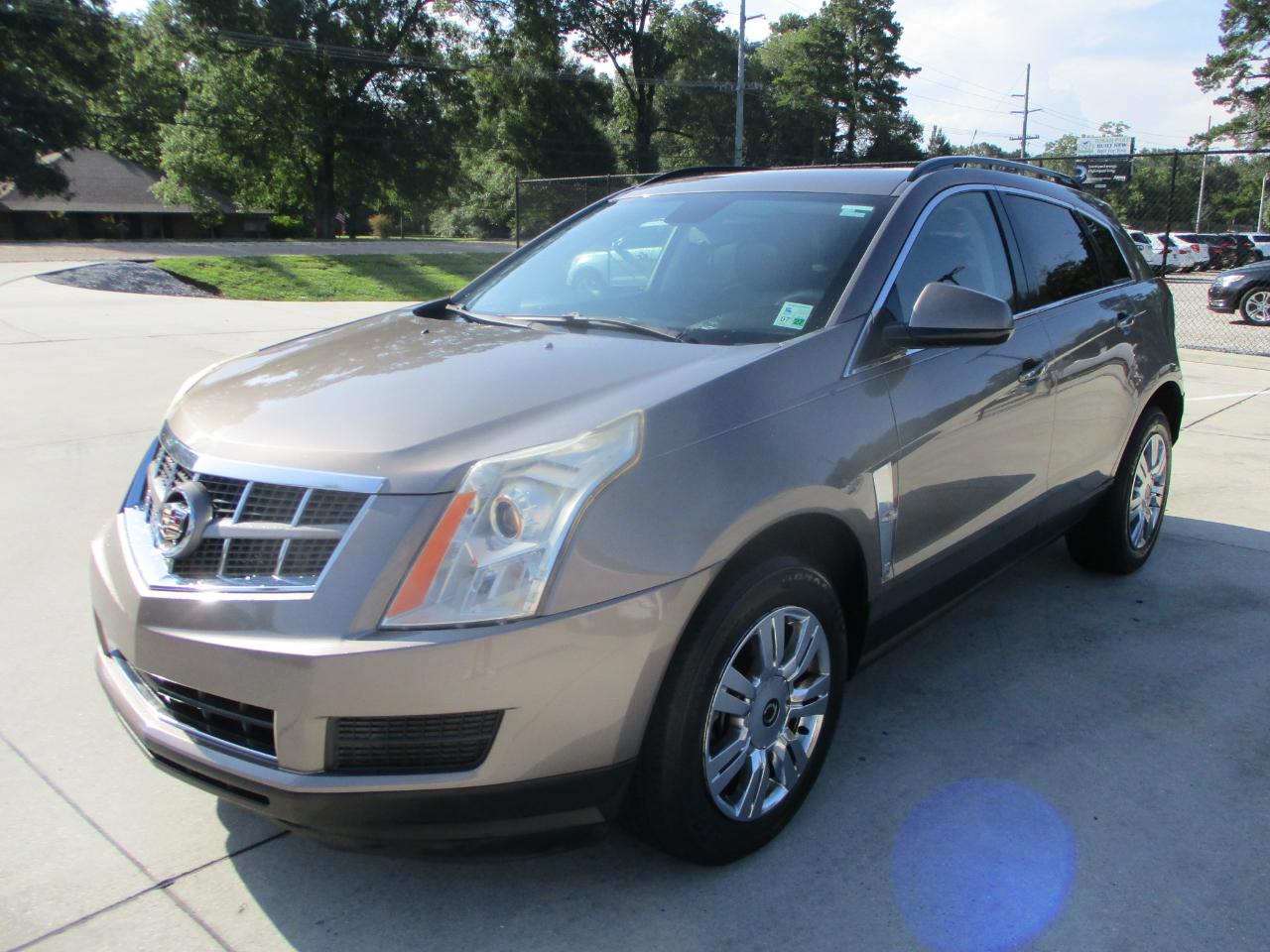 Cadillac SRX FWD 4dr Base 2011