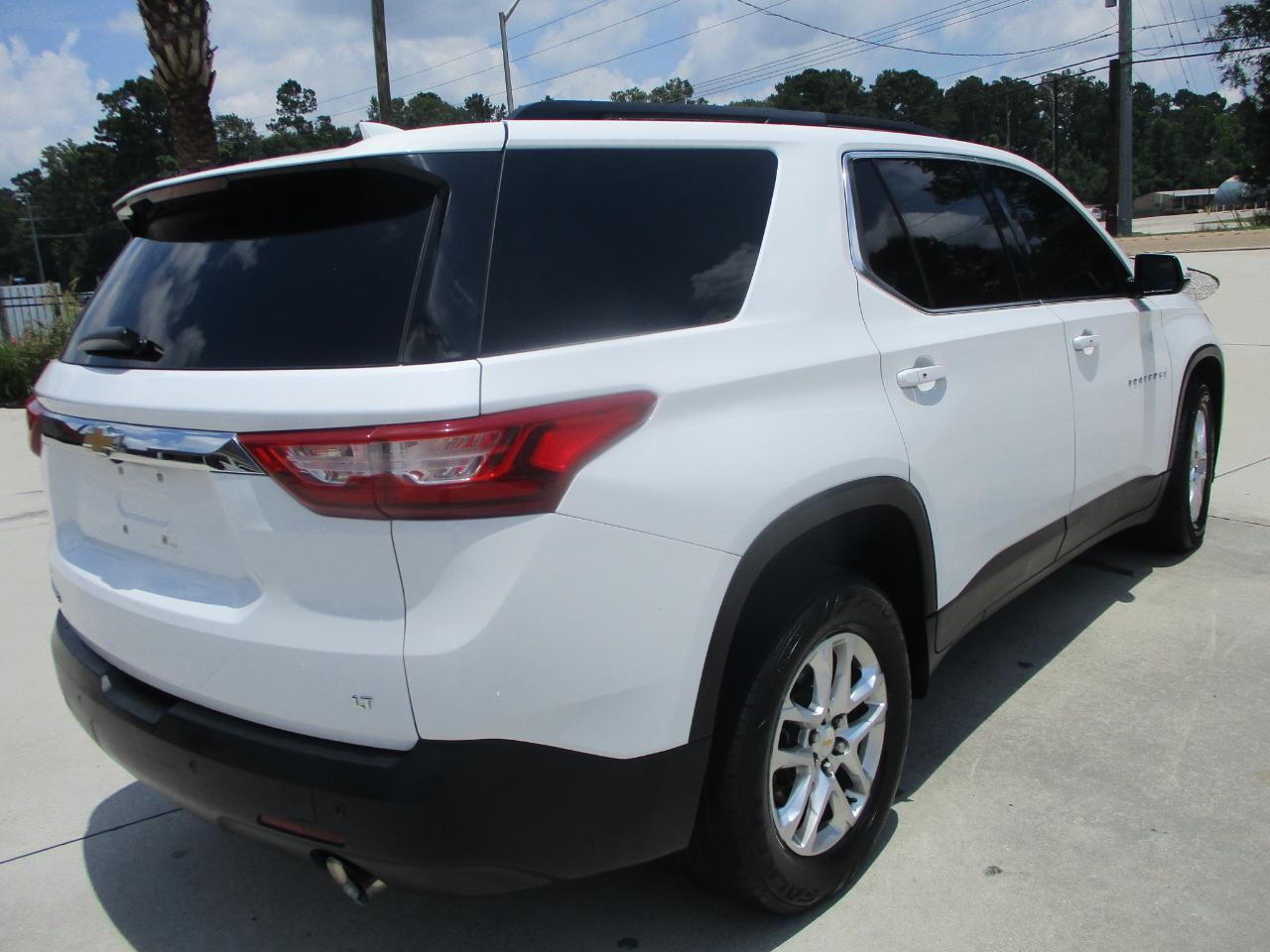 Chevrolet Traverse FWD 4dr LT Cloth w/1LT 2019