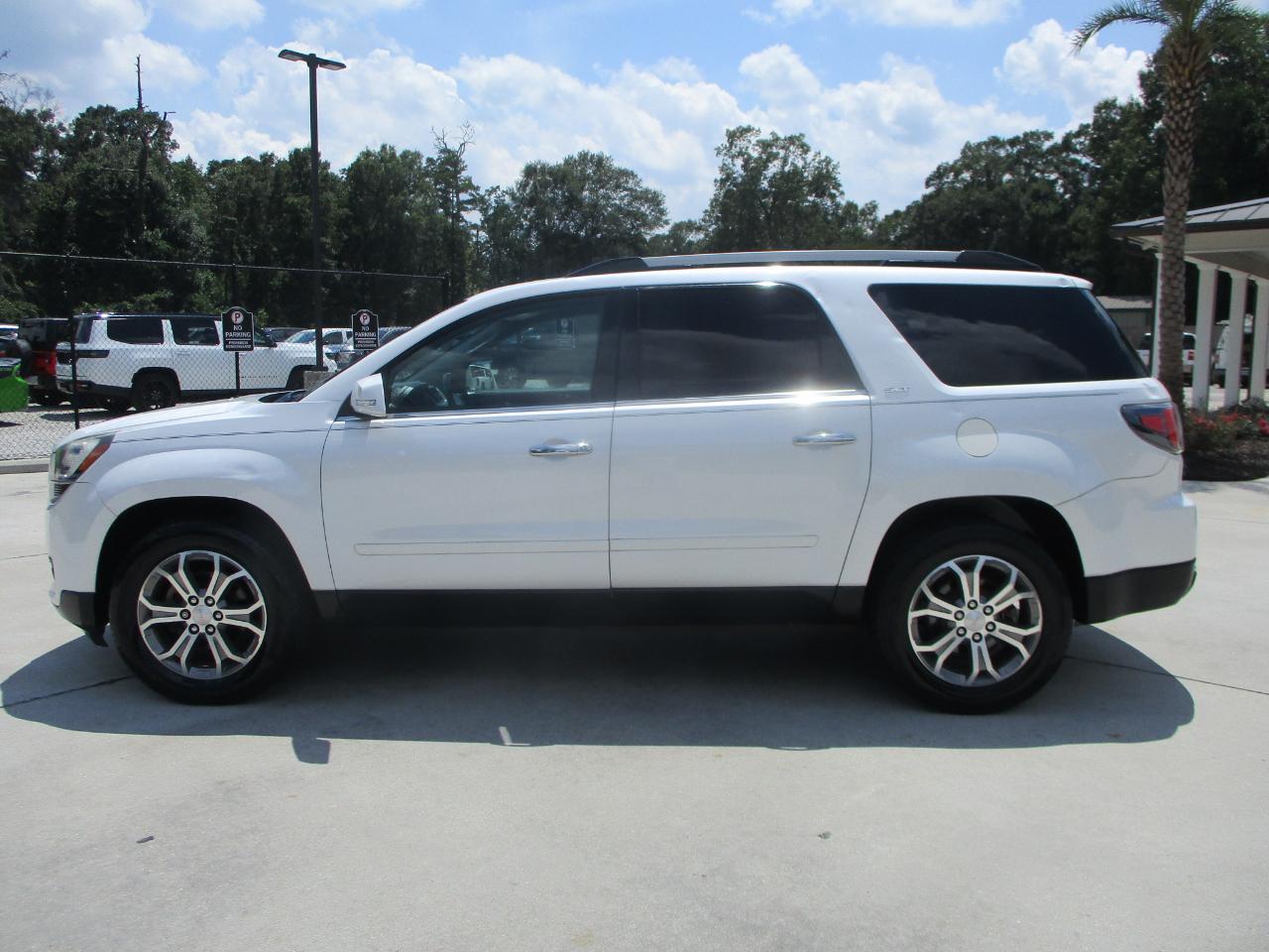GMC Acadia FWD 4dr SLT w/SLT-1 2016