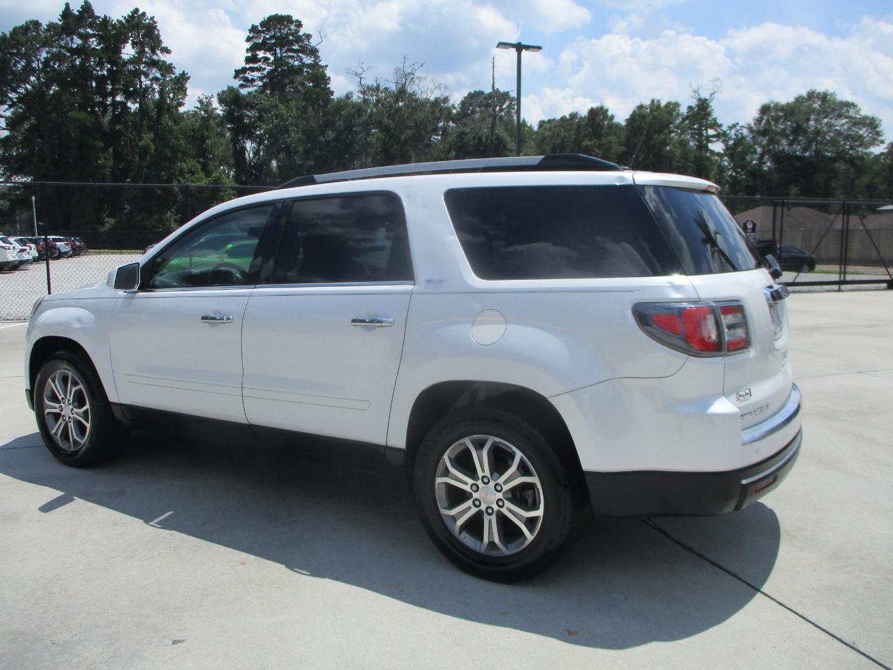 GMC Acadia FWD 4dr SLT w/SLT-1 2016