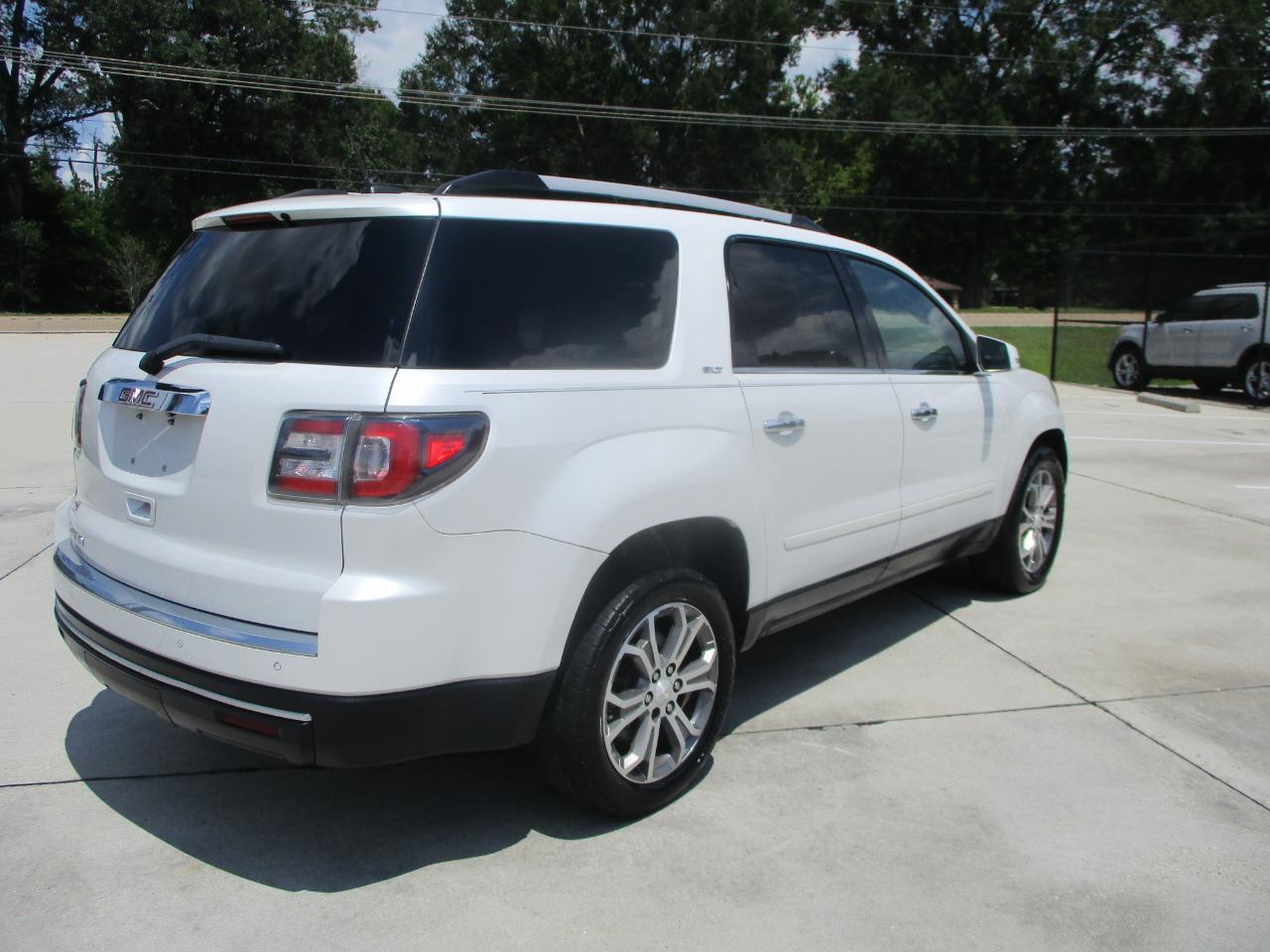 GMC Acadia FWD 4dr SLT w/SLT-1 2016