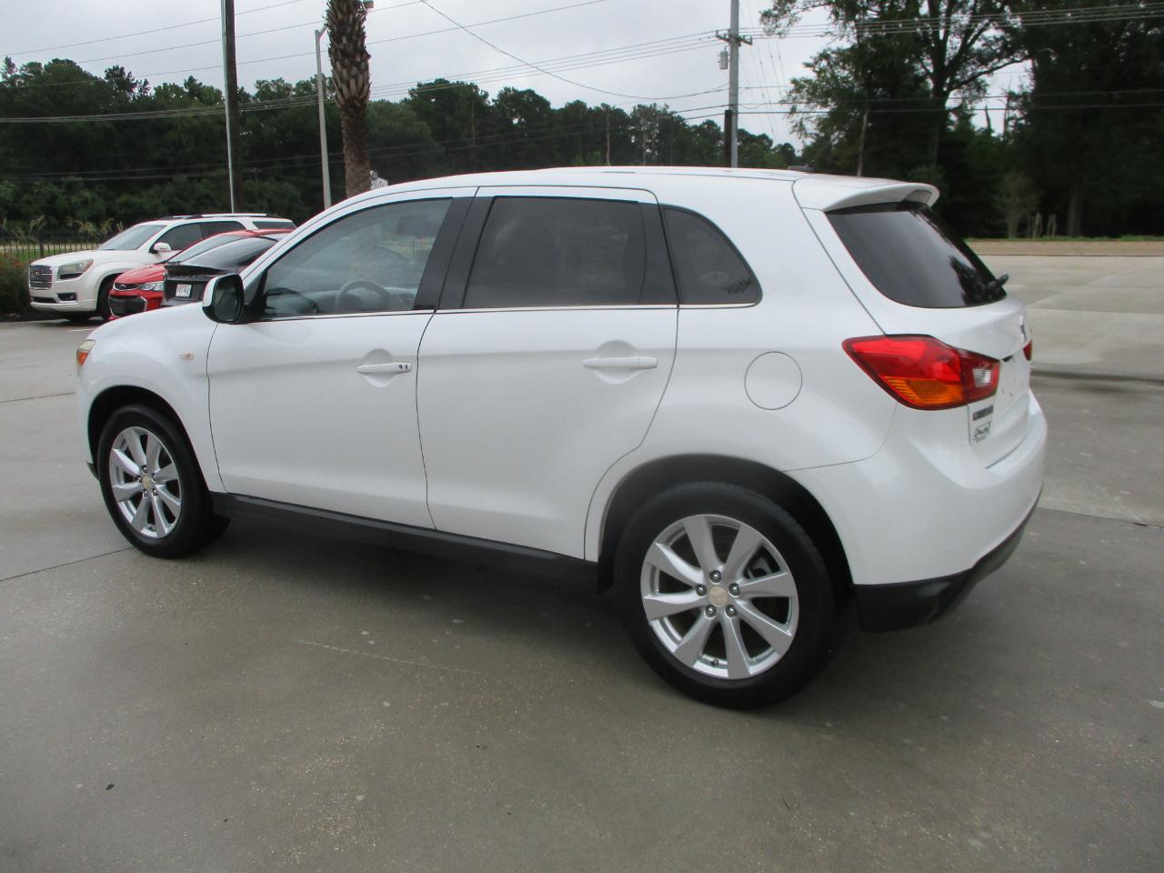 Mitsubishi Outlander Sport 2WD 4dr CVT SE 2014