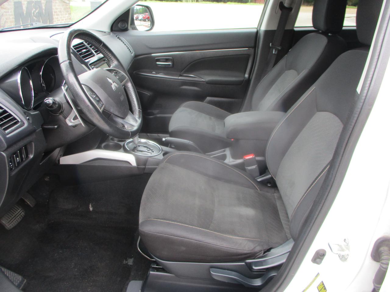 Mitsubishi Outlander Sport 2WD 4dr CVT SE 2014