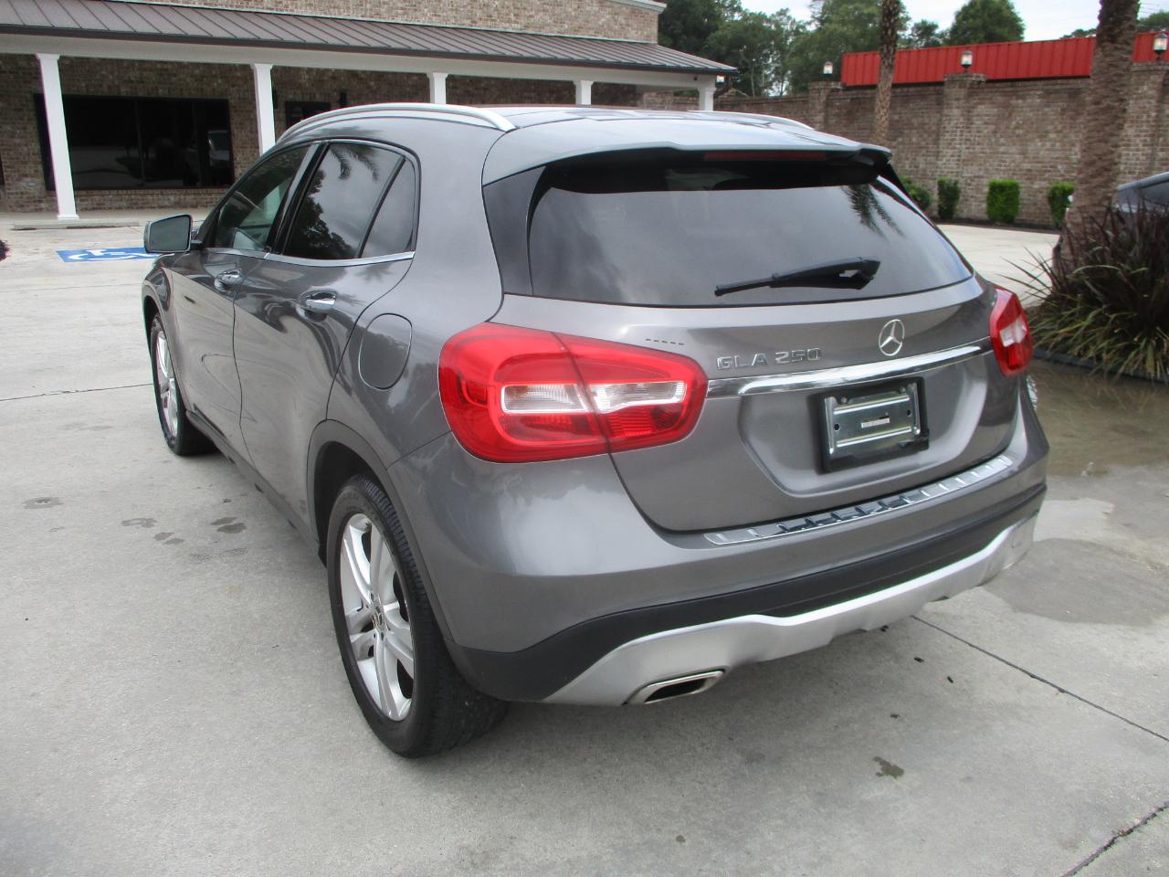 Mercedes-Benz GLA GLA 250 SUV 2018