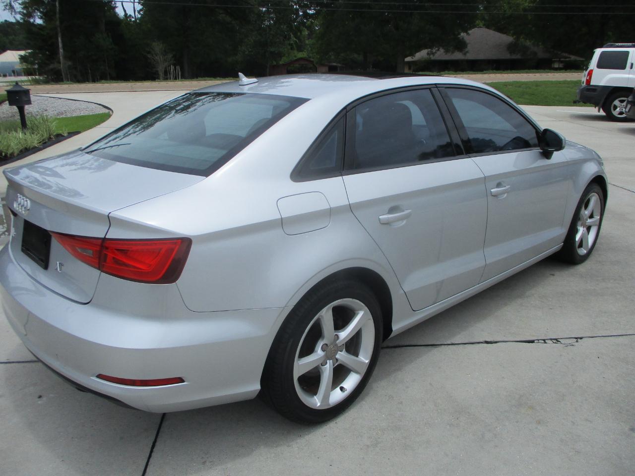Audi A3 4dr Sdn FWD 1.8T Premium 2015
