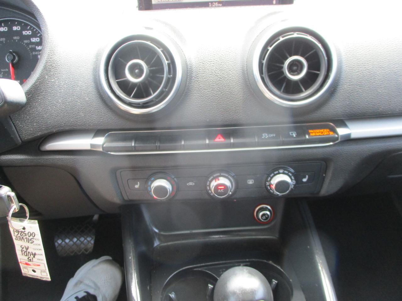 Audi A3 4dr Sdn FWD 1.8T Premium 2015