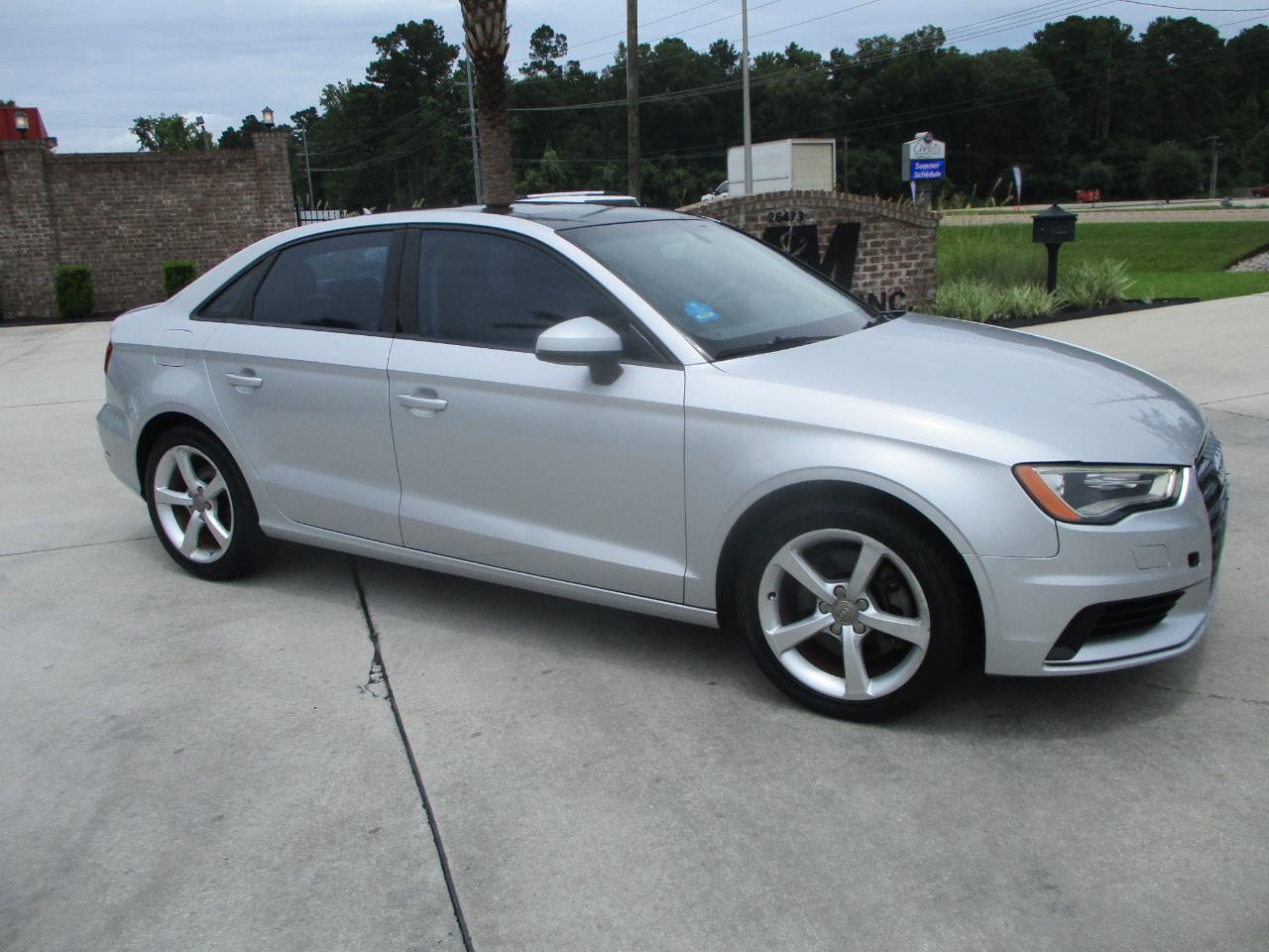 Audi A3 4dr Sdn FWD 1.8T Premium 2015