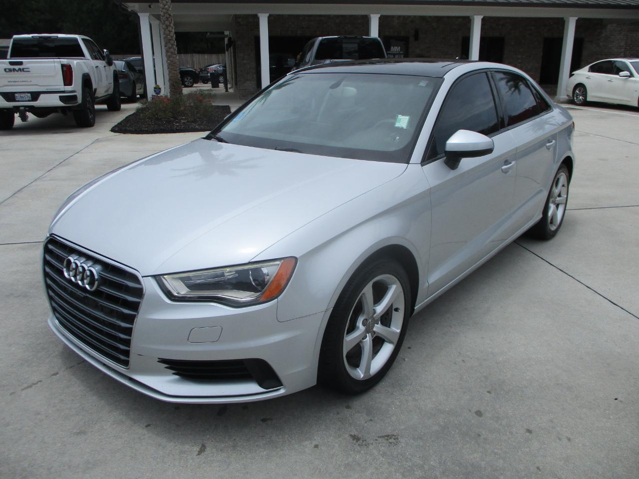 Audi A3 4dr Sdn FWD 1.8T Premium 2015