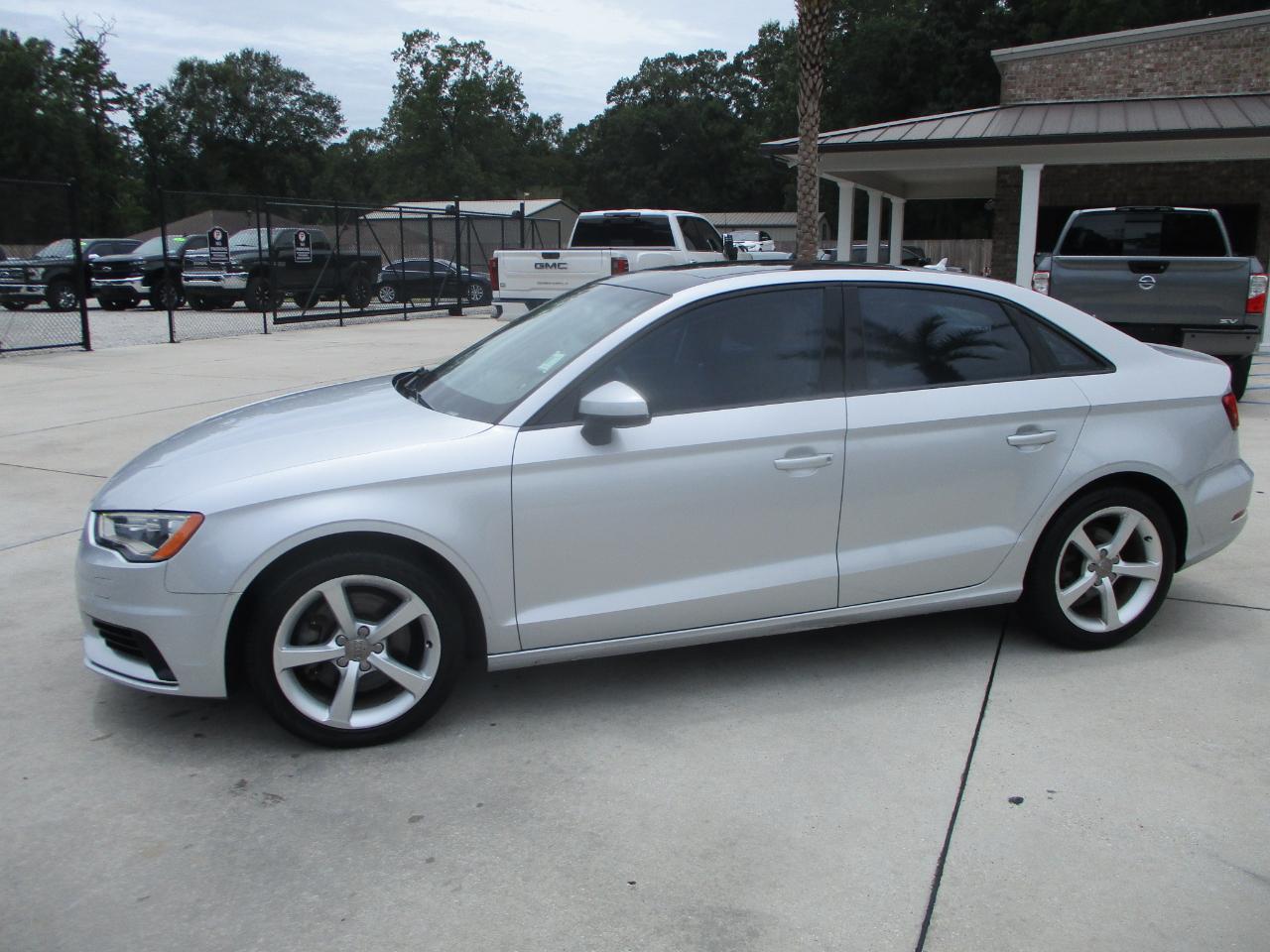 Audi A3 4dr Sdn FWD 1.8T Premium 2015