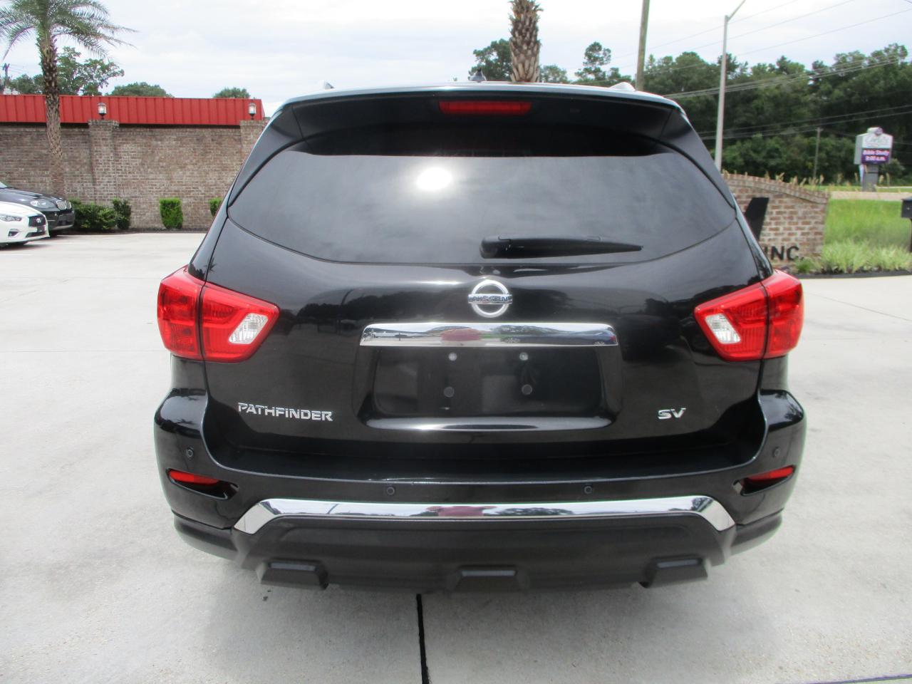 Nissan Pathfinder FWD SV 2017